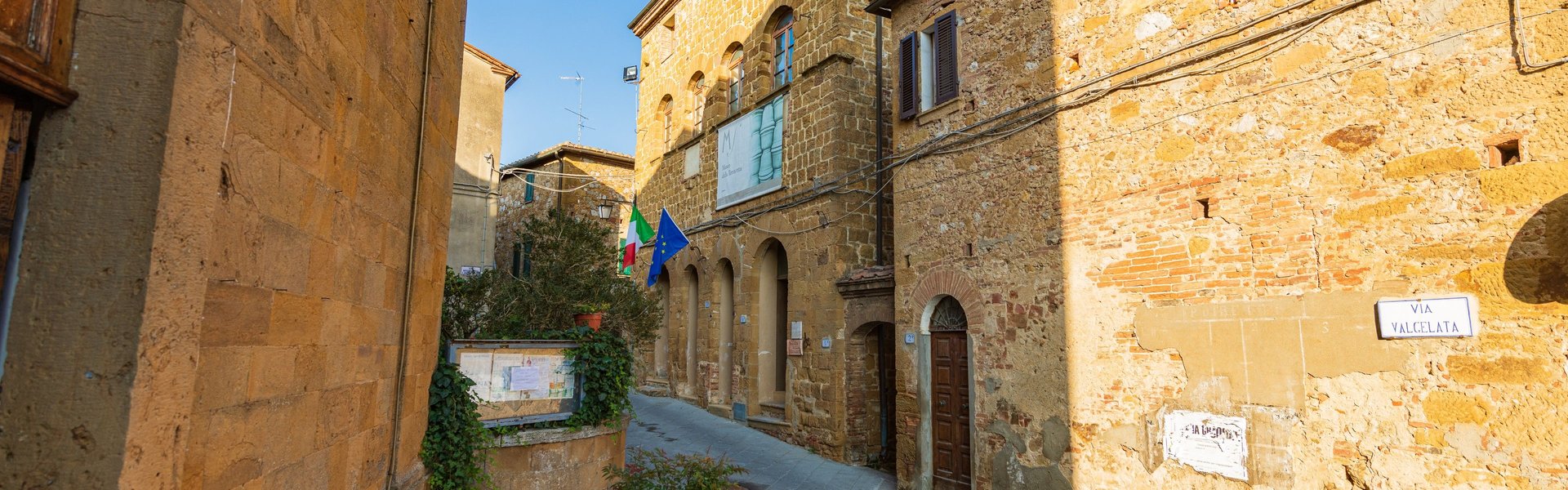 Palazzo Pretorio, Petroio