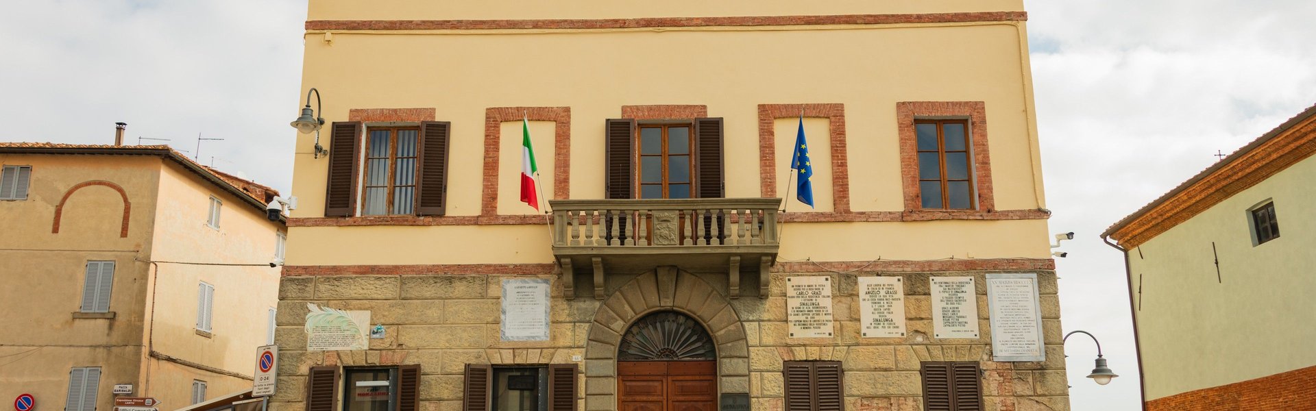 Sinalunga, Piazza Garibaldi