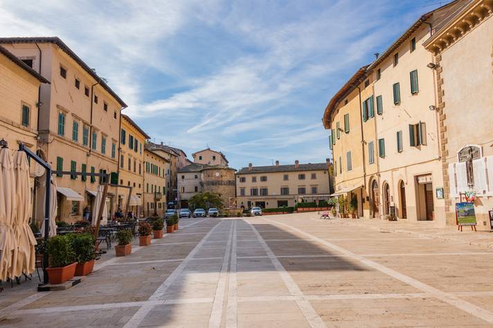 Cetona, piazza Garibaldi