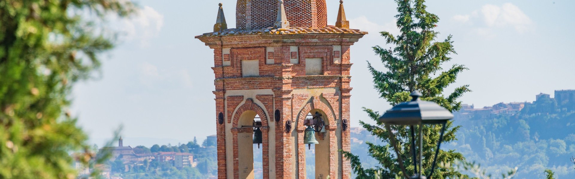 Campanile della chiesa di Triano